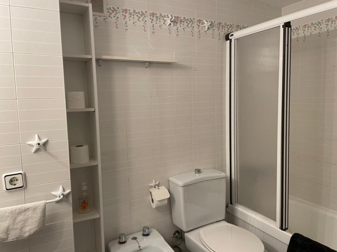 Ferienwohnung Romantico Piso De La Playa Fenals Lloret de Mar Exterior foto